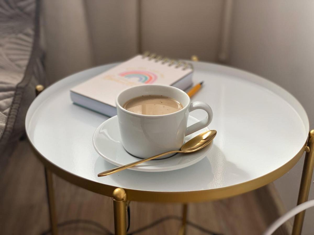 Vicky - New Apartment Centrum Srodmiescie Варшава Екстериор снимка