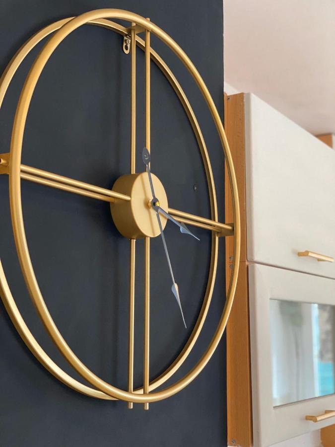 Vicky - New Apartment Centrum Srodmiescie Варшава Екстериор снимка