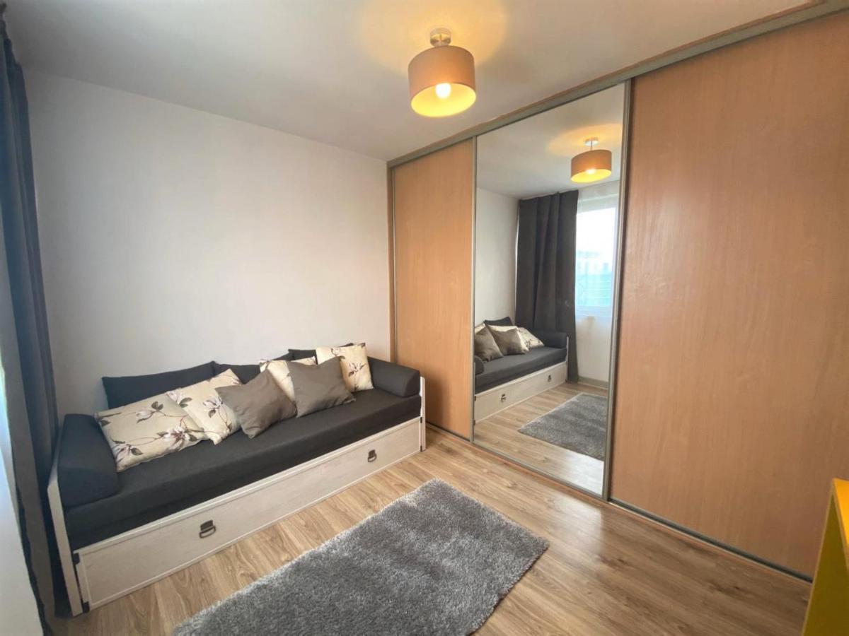 Vicky - New Apartment Centrum Srodmiescie Варшава Екстериор снимка